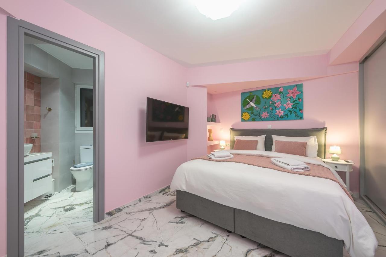The Courtyard Oasis Apartment Athena Bagian luar foto